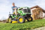 TRATOR DE RELVA JOHN DEERE X117R - Image 3
