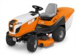 Trator de relva Stihl RT 6112 ZL Série 6 – largura de corte de 110 cm, transmissão hidrostática