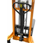 Empilhador manual com capacidade de carga de 1000 kg – Altura de elevação de 1600 mm - Image 2
