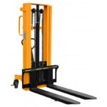 Empilhador manual com capacidade de carga de 1000 kg – Altura de elevação de 2500 mm