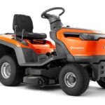 Cortador de relva com assento Husqvarna TC112 com 10,9 CV e cesto de recolha – 95 cm