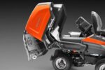Cortador de relva com assento Husqvarna RC 320Ts AWD com saco de recolha de 300 L, sem plataforma - Image 6