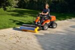 Cortador de relva com assento Husqvarna R 316TX AWD de 13 cv, sem plataforma - Image 4