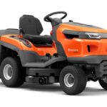 Cortador de relva com assento Husqvarna TC 215T, com 2 cilindros e saco de recolha, 15,9 CV – 95 cm