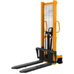 Empilhador manual com capacidade de carga de 1000 kg – Altura de elevação de 1600 mm, garfos ajustáveis